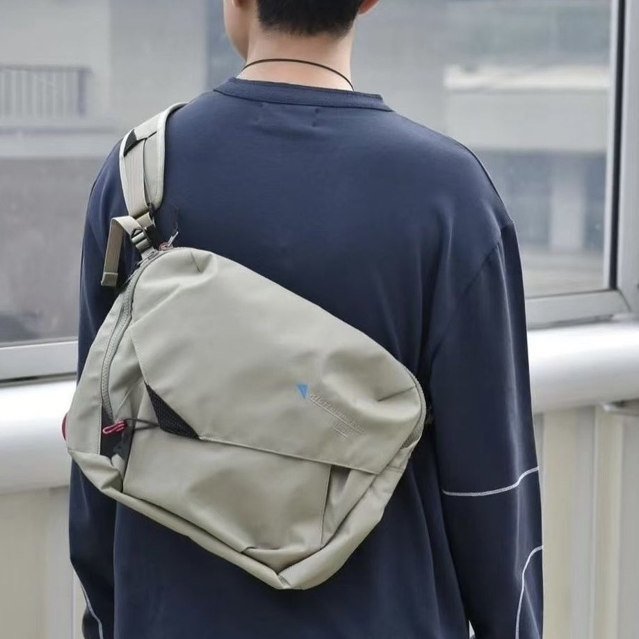 8L Outdoor Messenger Bag Large - đánh giá và giá Cycling Commute
